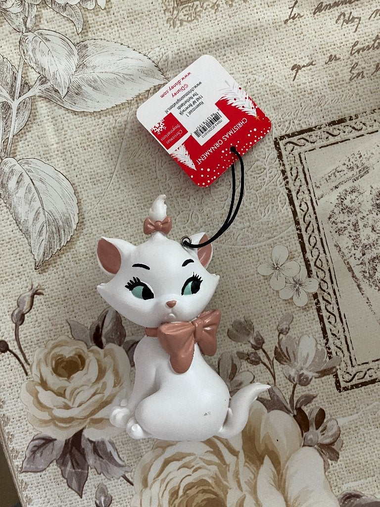 Disney ornament - Marie ( De aristokatten ), Ophalen of Verzenden, Overige figuren, Beeldje of Figuurtje