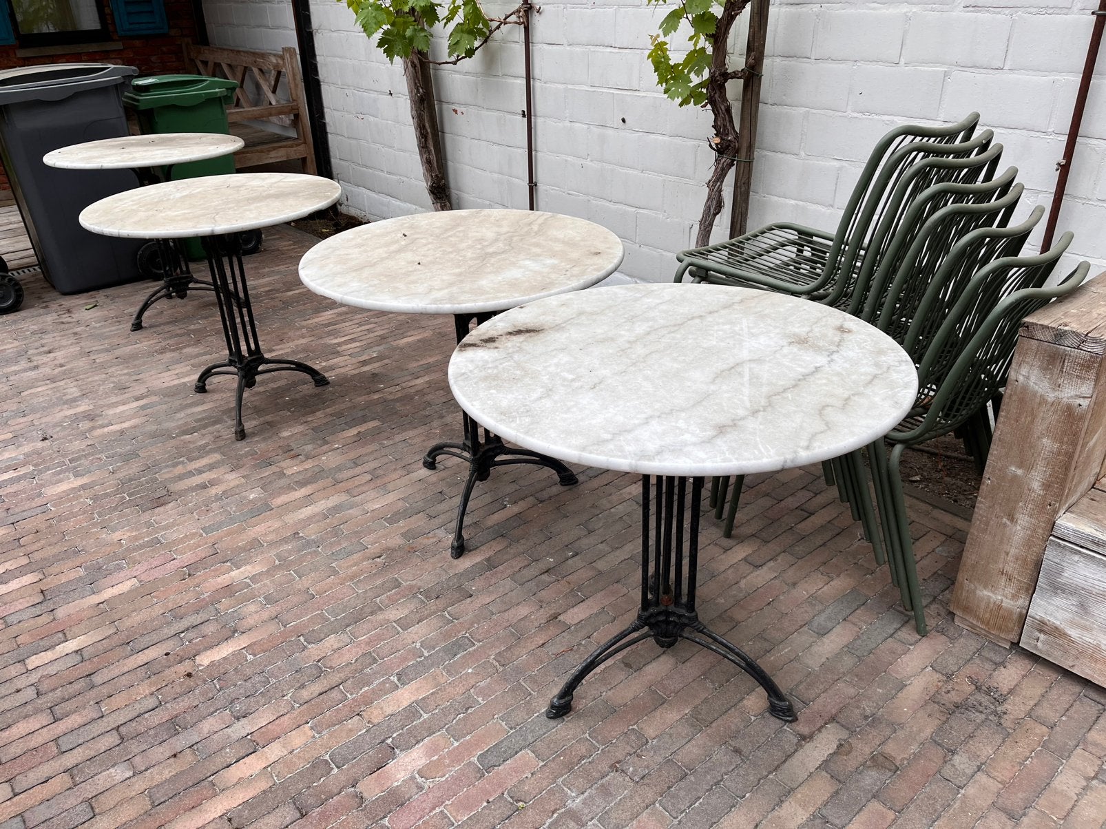 4 tuintafels marmer blad en gietijzer onderstel, Enlèvement, Utilisé