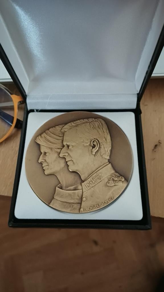 Ronde bronzen munt van Koning Filip & Koningin Matilde, Postzegels en Munten, Ophalen of Verzenden