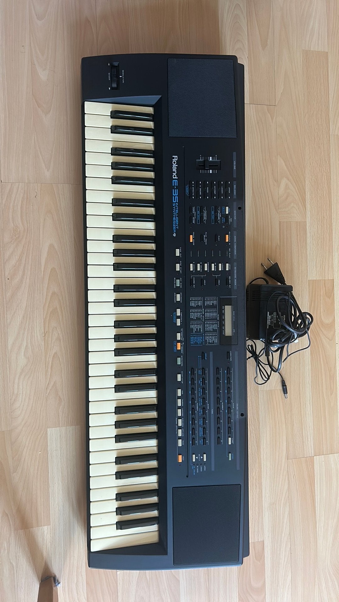 Roland E-35 keyboard, Muziek en Instrumenten, Ophalen, Zo goed als nieuw, Roland