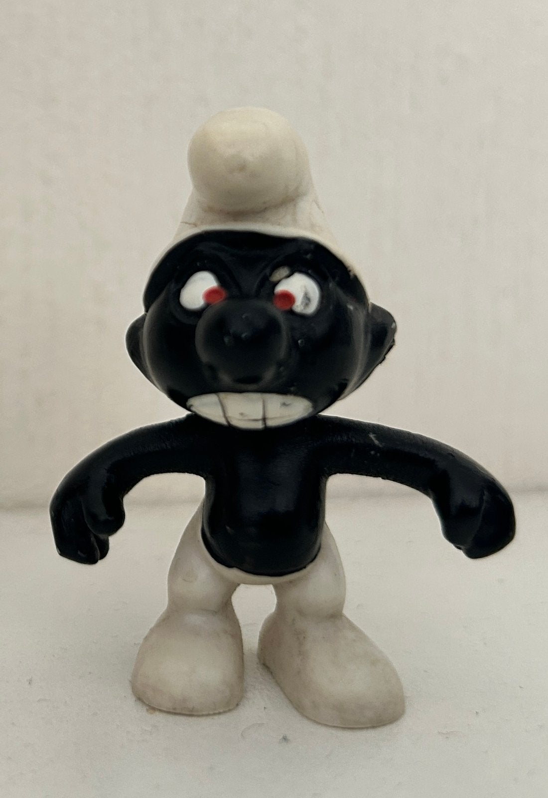 Originele Schleich Peyo Zwarte Smurf Vintage ’70, Verzamelen, Ophalen of Verzenden, Gebruikt, Overige Smurfen, Poppetje, Figuurtje of Knuffel