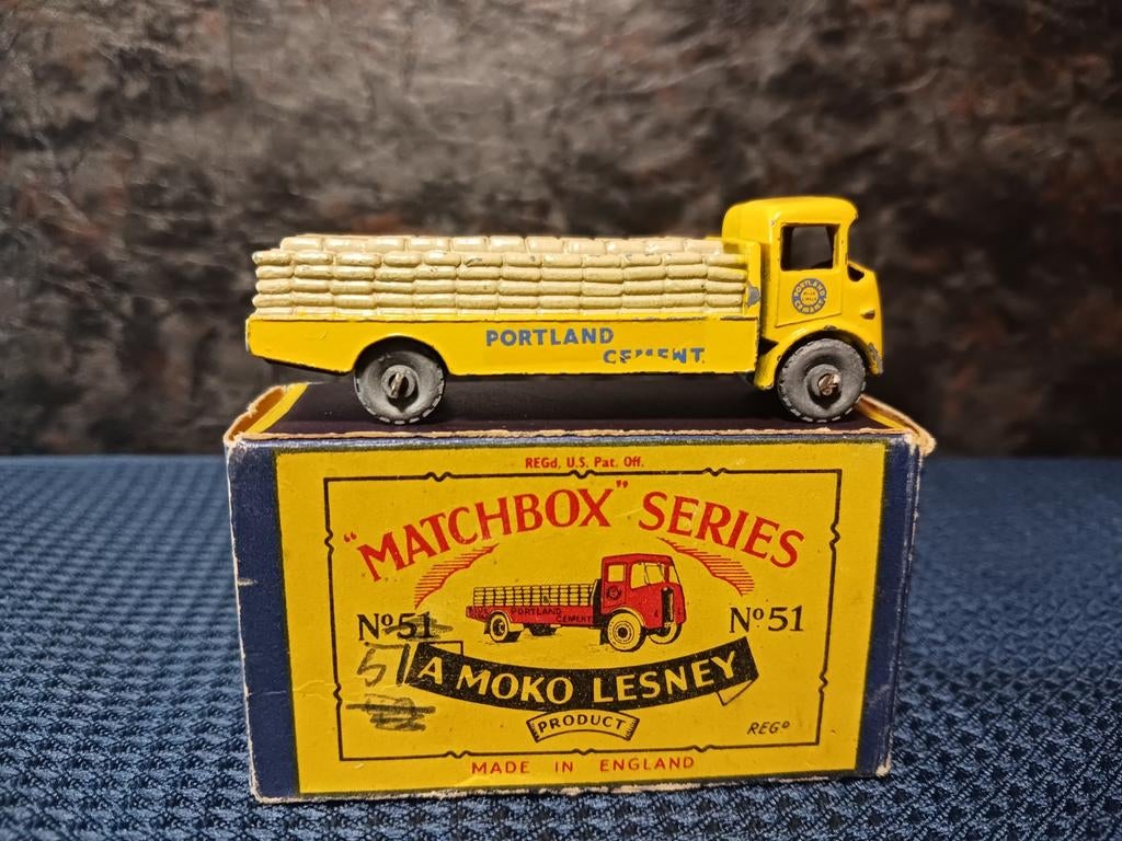 Matchbox  51 a. ALBION CHIEFTAN PORTLAND CEMENT TRUCK, Verzamelen, Verzenden