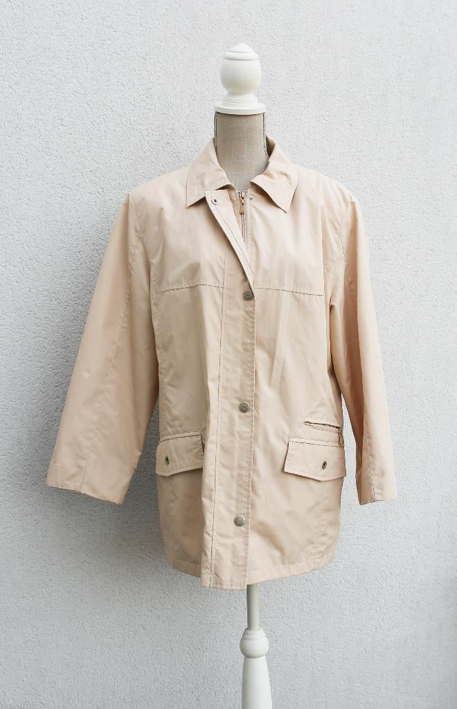 T46 beige regenjas, Kleding | Dames, Jassen | Zomer, Zo goed als nieuw, Maat 46/48 (XL) of groter, Beige, Ophalen of Verzenden