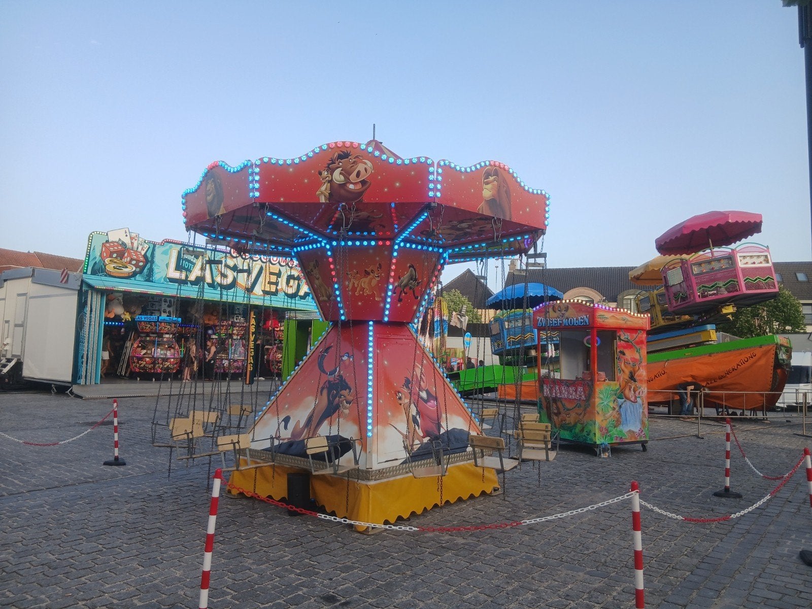 Zweefmolen kermis attractie te huur evenementen braderie, Ophalen