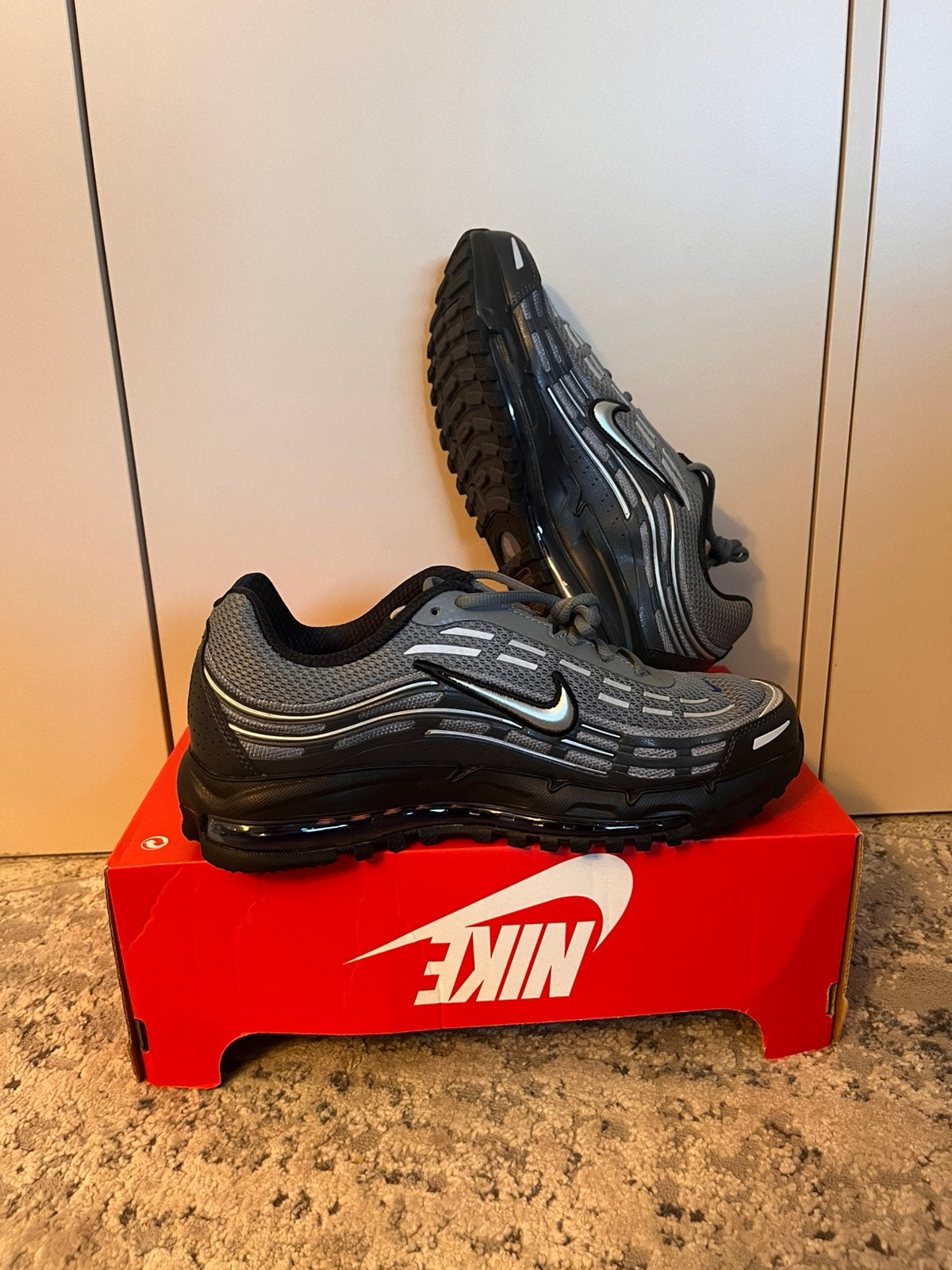 Nike air max tl 2.5 neuve taille 43, Enlèvement ou Envoi, Neuf, Chaussures