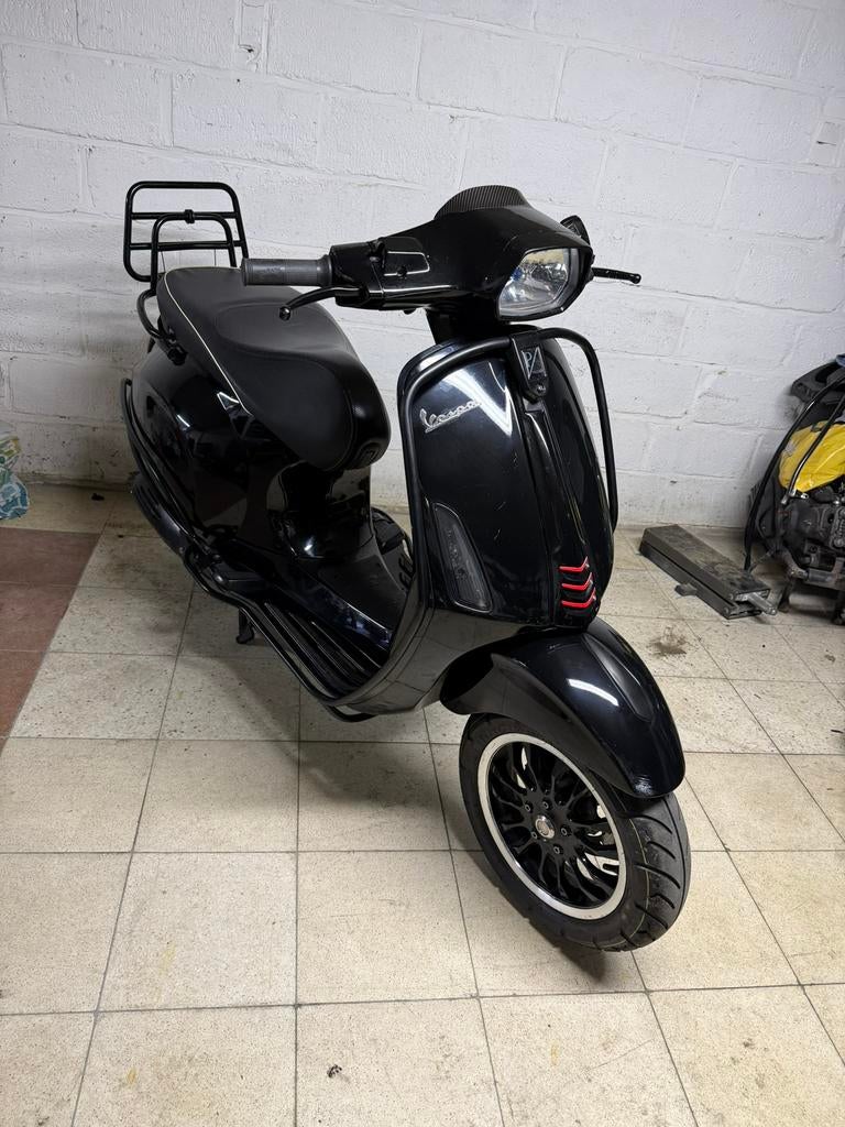 Vespa Sprint 50cc A Klasse, Ophalen, Zo goed als nieuw