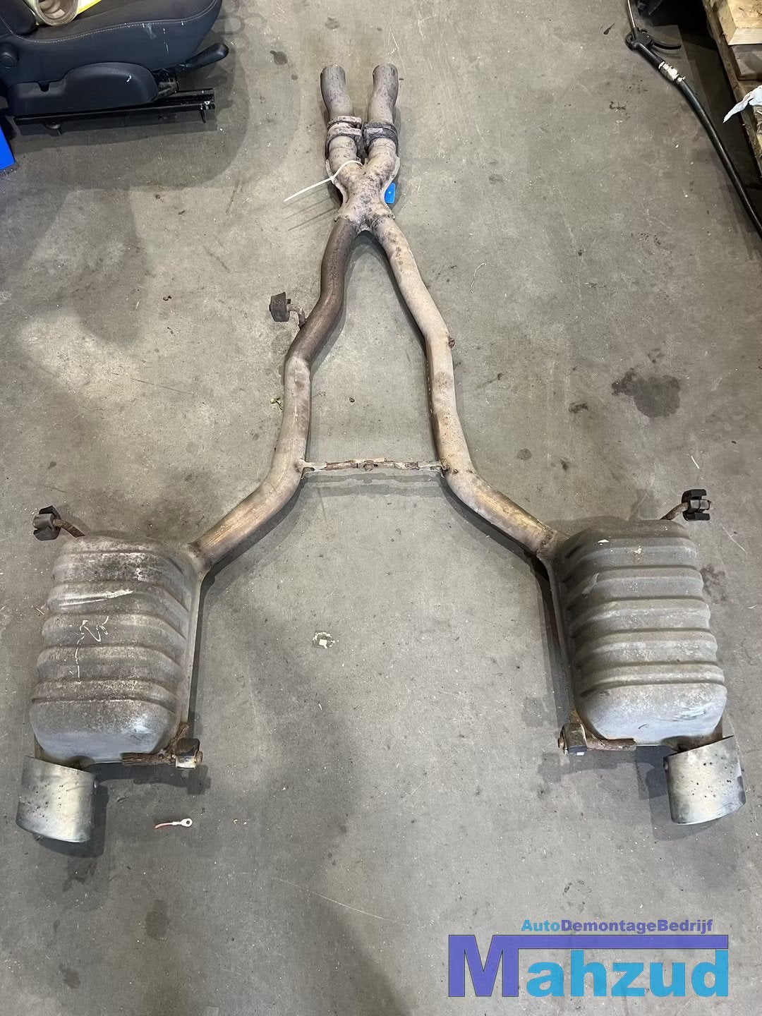 MERCEDES SLK R171 350 v6 Uitlaat einddemper 2005-2011, Auto-onderdelen, Gebruikt, Mercedes-Benz AG, Mercedes-Benz, Mercedesstrasse 120
70372  Stuttgart, DE