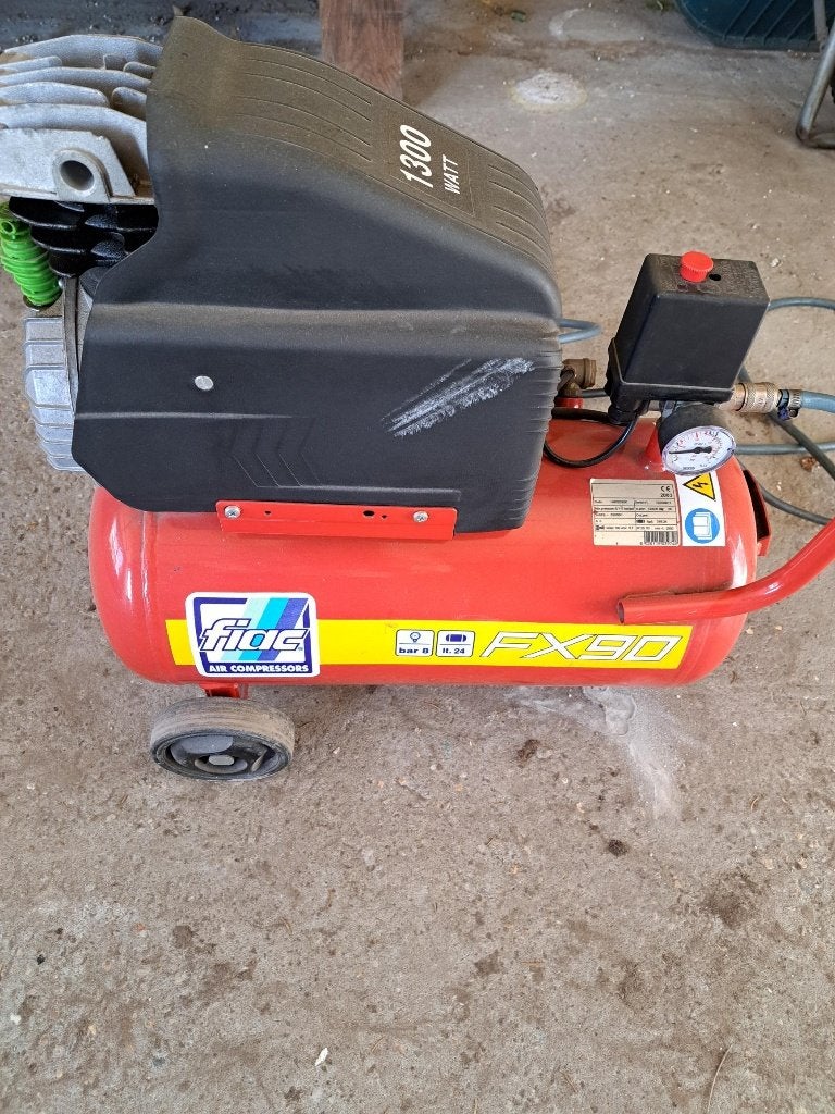 compressor, Doe-het-zelf en Bouw, Compressors, Minder dan 25 liter, Ophalen, Gebruikt, 6 tot 10 bar