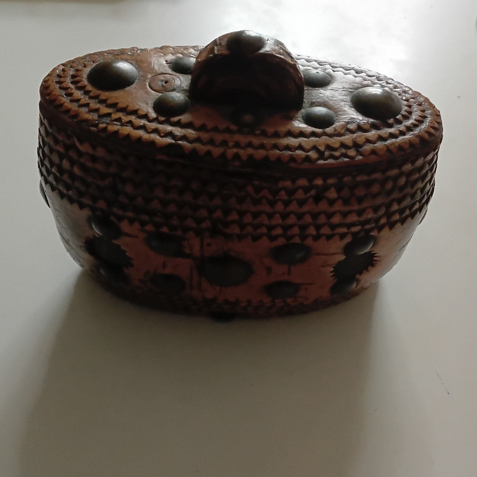 Pot à tabac       objet brocante
