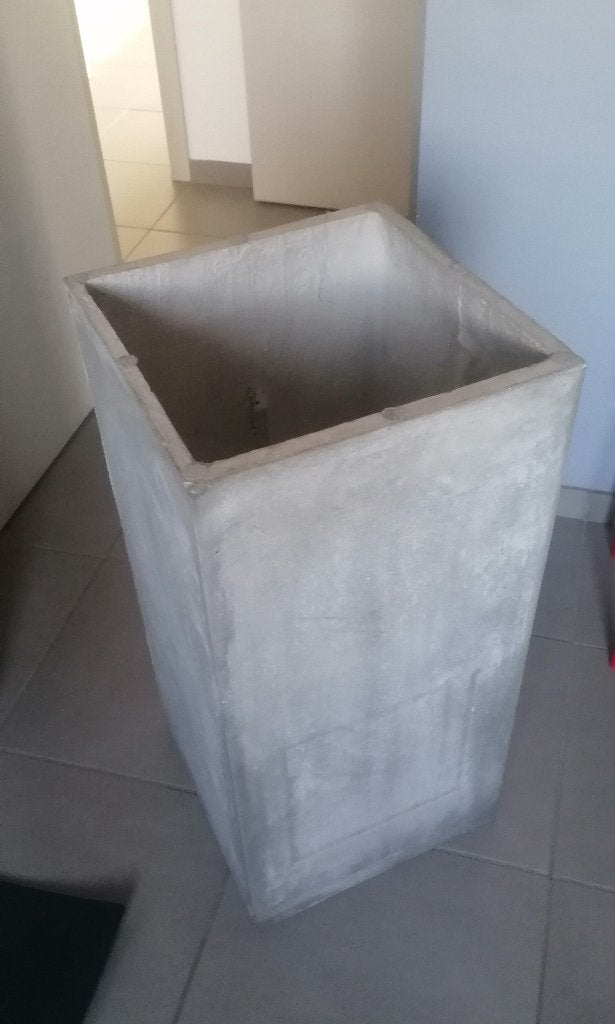 Betonlook plantenbak, Ophalen, Zo goed als nieuw, Beton, 60 cm of meer