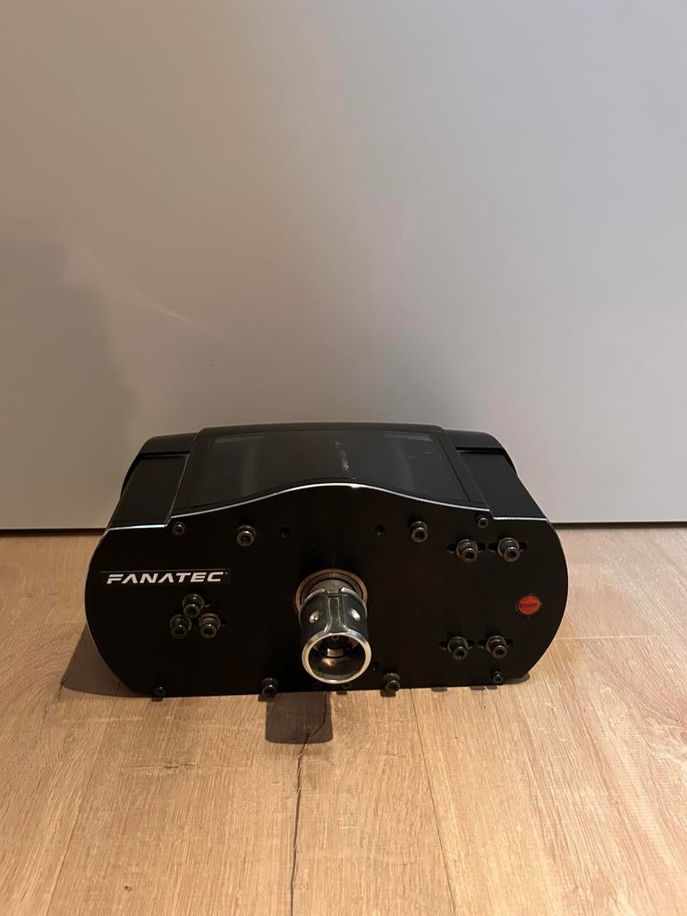 Fanatec V2 wheel base, Envoi, Utilisé