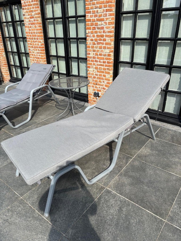 kussen ligbed, Ophalen, Gebruikt, Textileen