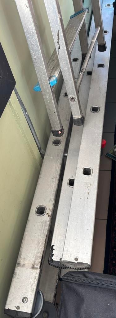 Lader tot 7 meter, Ophalen, Gebruikt, Ladder, Opvouwbaar of Inschuifbaar