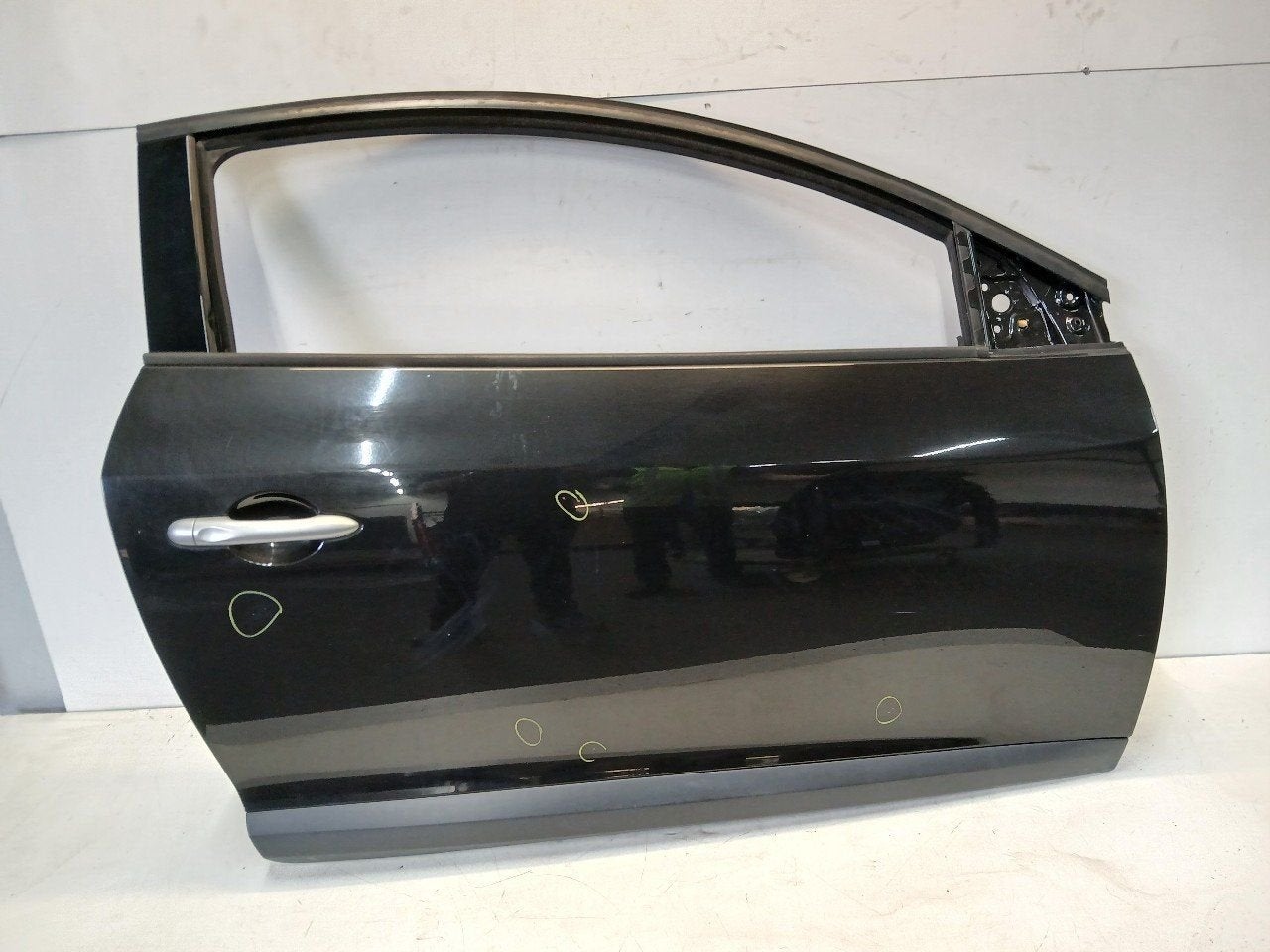 Portier rechts voor Renault Mégane, Onderdelen@venauto.nl, Van der Ven Autorecycling B.V., Ettenseweg 76, 4706 PB Roosendaal, The Netherlands