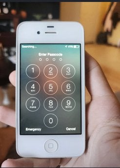 Déverouillage de code d'Iphone 4 tout IOS, Télécoms, Neuf, Enlèvement, Sans simlock, IPhone 4