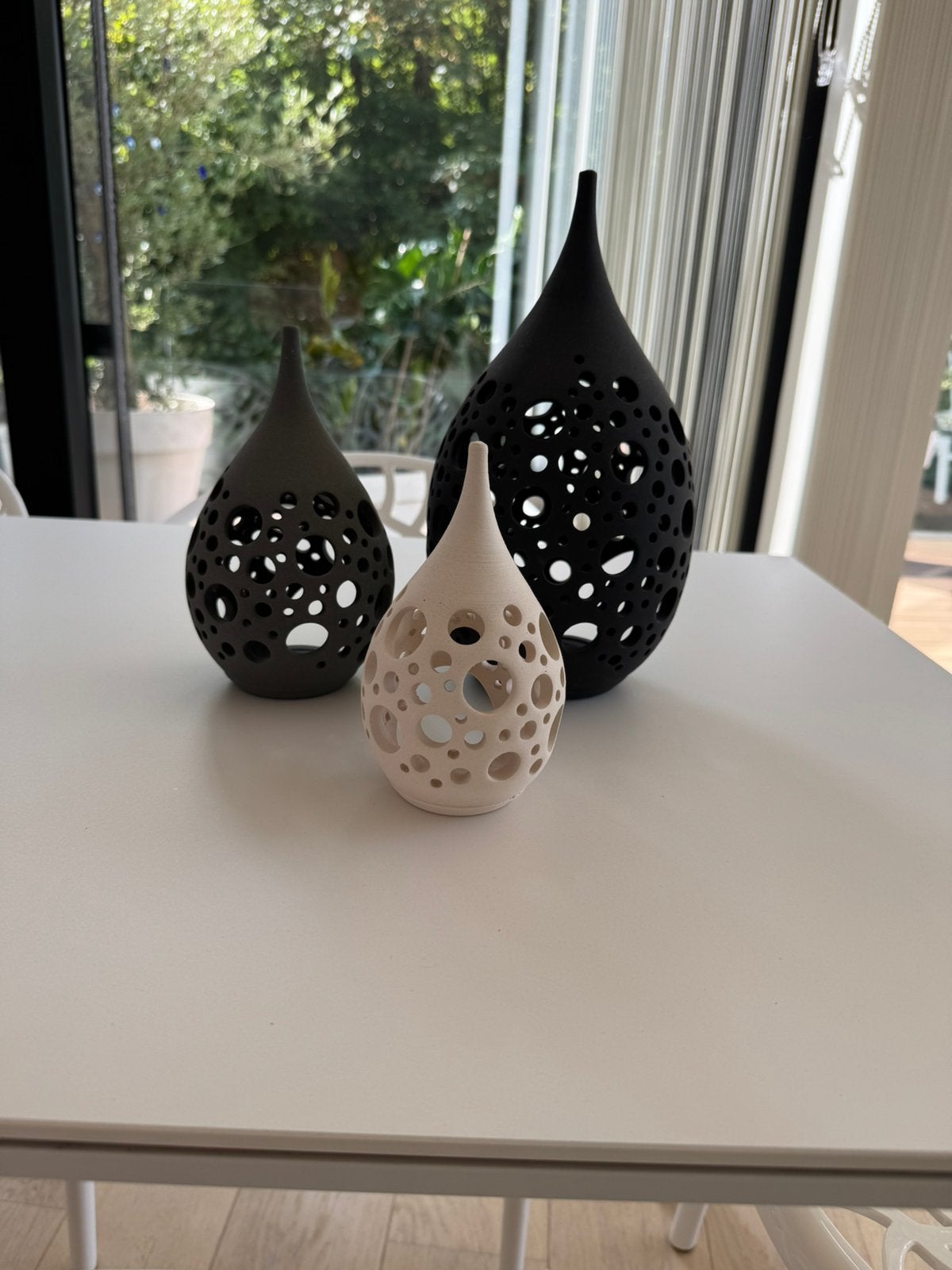 Lot de 3 vases décoratifs design/noir, gris/taupe et beige, Huis en Inrichting, Ophalen, Zo goed als nieuw, Beige