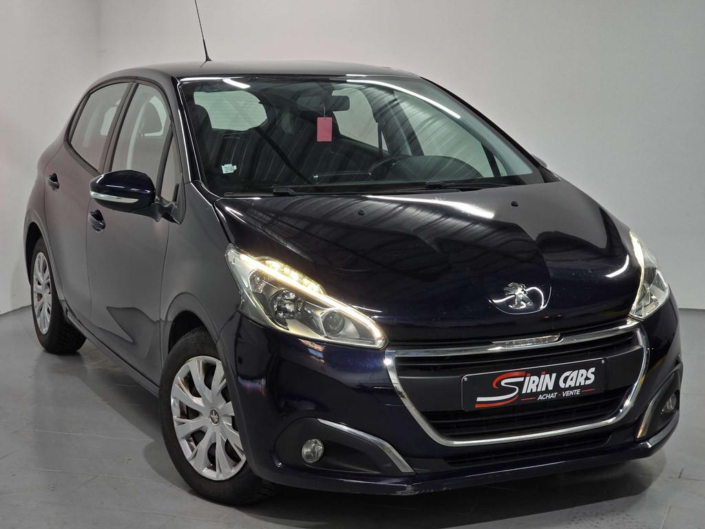 Peugeot 208 1.6HDI | Euro 6 | Carnet complet | Ecran | Airco, Euro 6, Entreprise, Boîte manuelle, Noir
