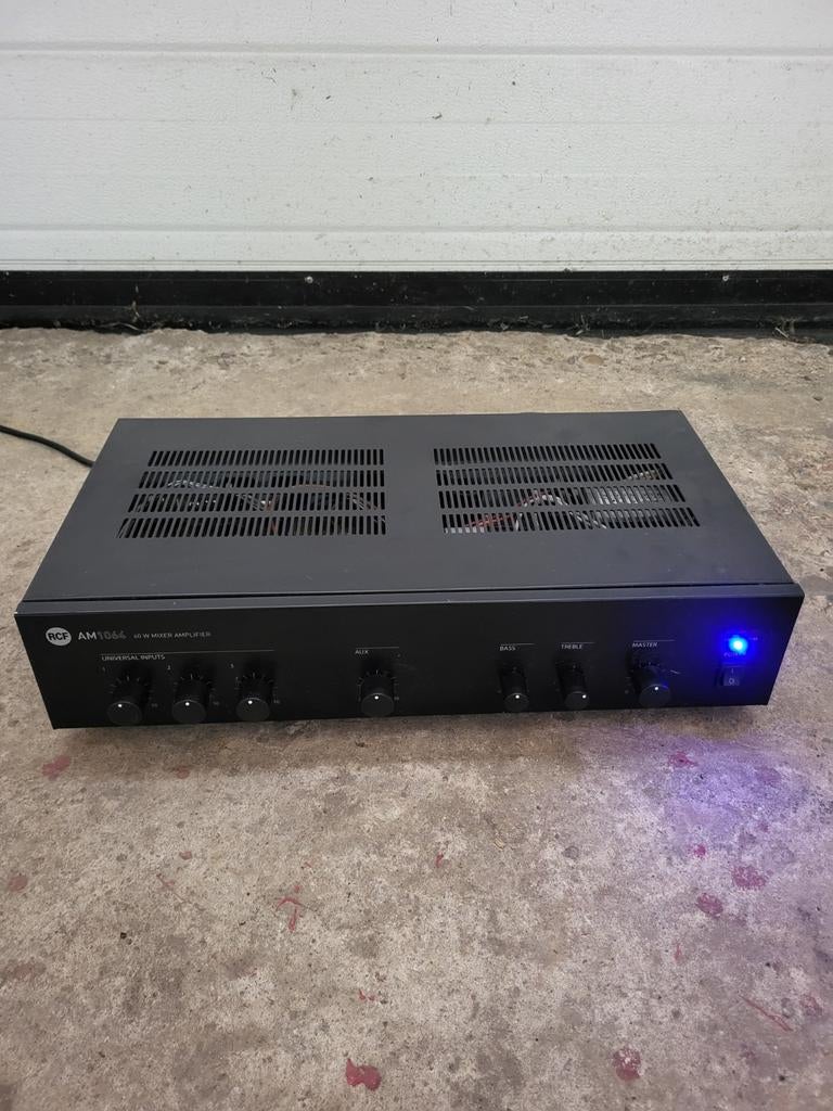 Amplificateur RCF AM1064

Mixeur 60 W, TV, Hi-fi & Vidéo, Enlèvement ou Envoi