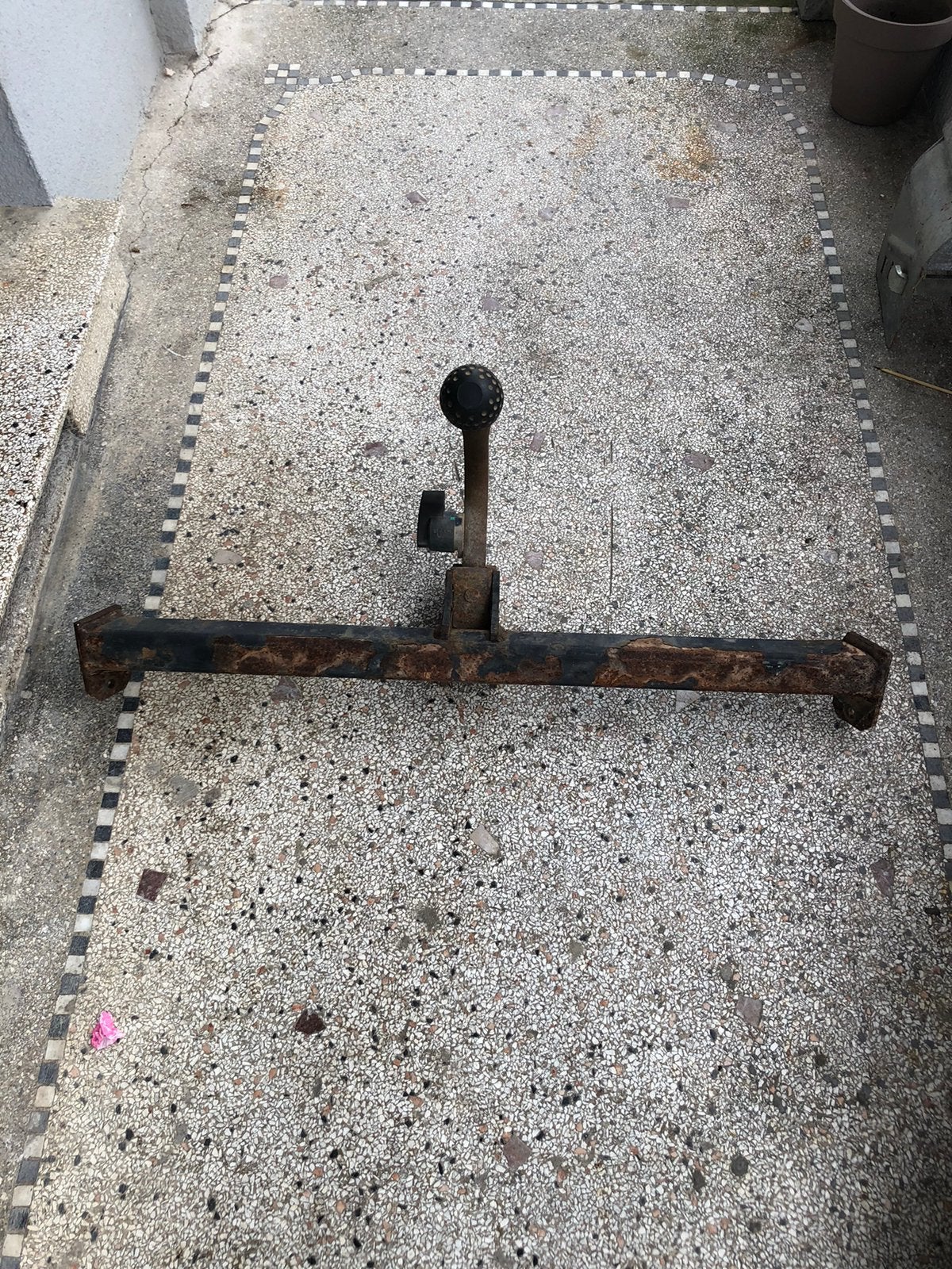 À vendre attache remorque pour Nissan Qashqai, Autos : Pièces & Accessoires, Attelages, Enlèvement