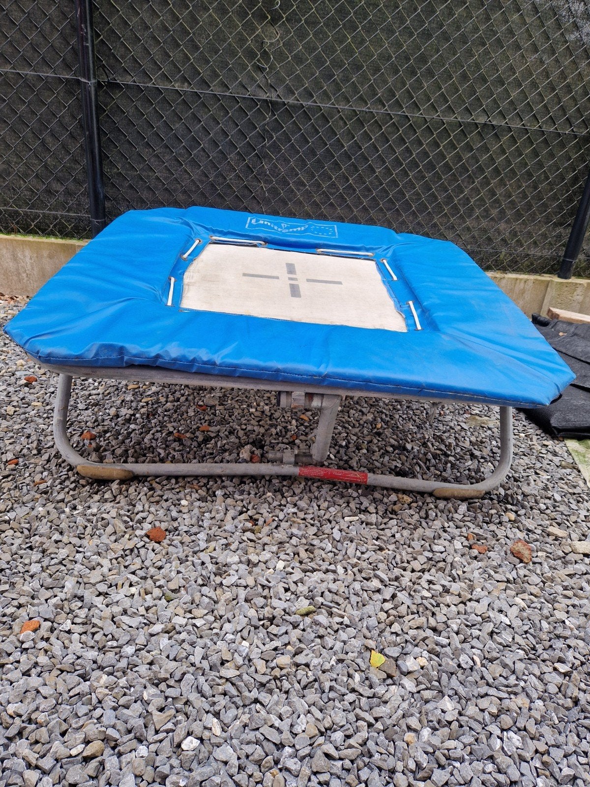 Mini turntrampoline, kwalitatief merk Unitramp, Sport en Fitness, Turnen, Ophalen, Zo goed als nieuw, Materiaal