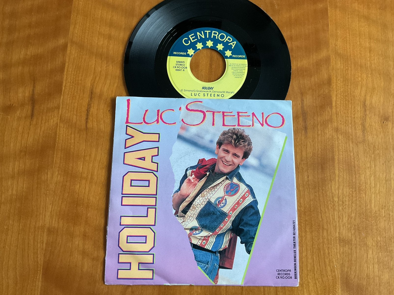 Luc Steeno - Holiday, Ophalen of Verzenden, Zo goed als nieuw