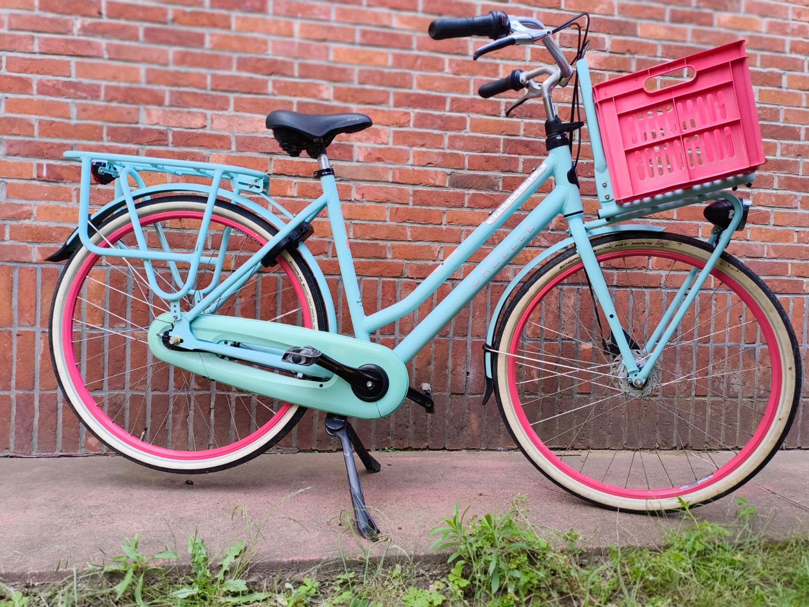 Magnifique vélo Gazelle pour filles/femmes, 28 pouces, avec, Vélos & Vélomoteurs, Vélos | Femmes | Vélos pour femme, Enlèvement