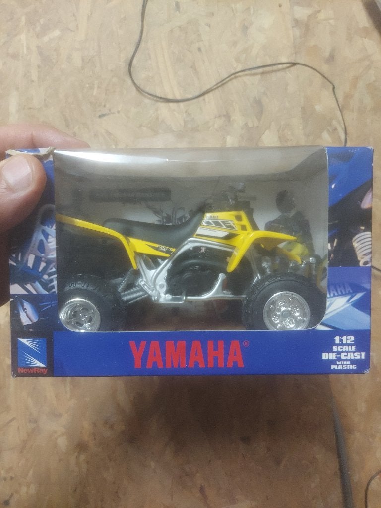 Yamaha banshee 1:12, Enlèvement, Neuf