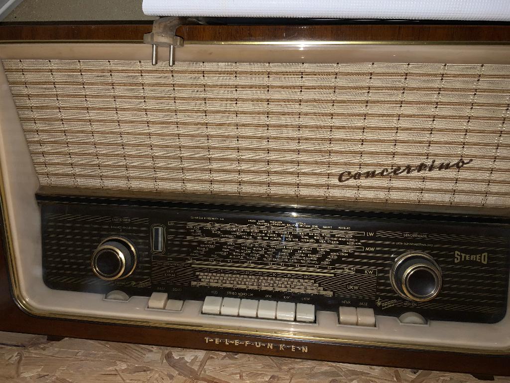 Radio Telefunken vintage, Enlèvement, Ne fonctionne pas, Radio