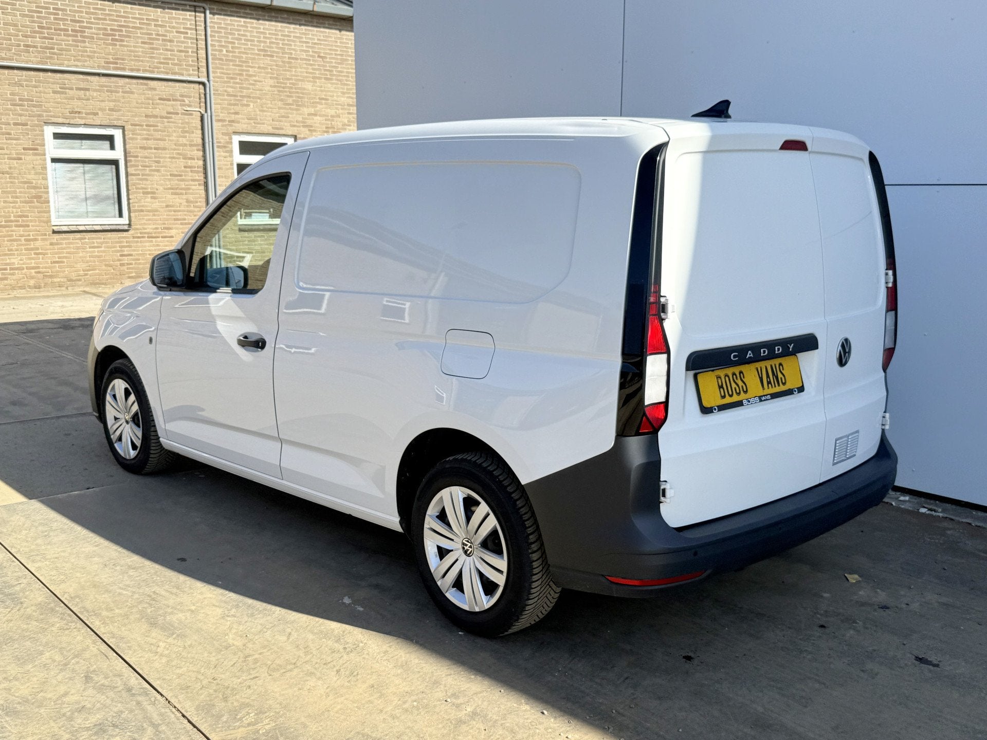 Volkswagen Caddy Cargo 2.0 TDI 122PK Automaat L1 Cruise Cont, Auto's, Bestelwagens en Lichte vracht, Start-stop-systeem, 122 pk