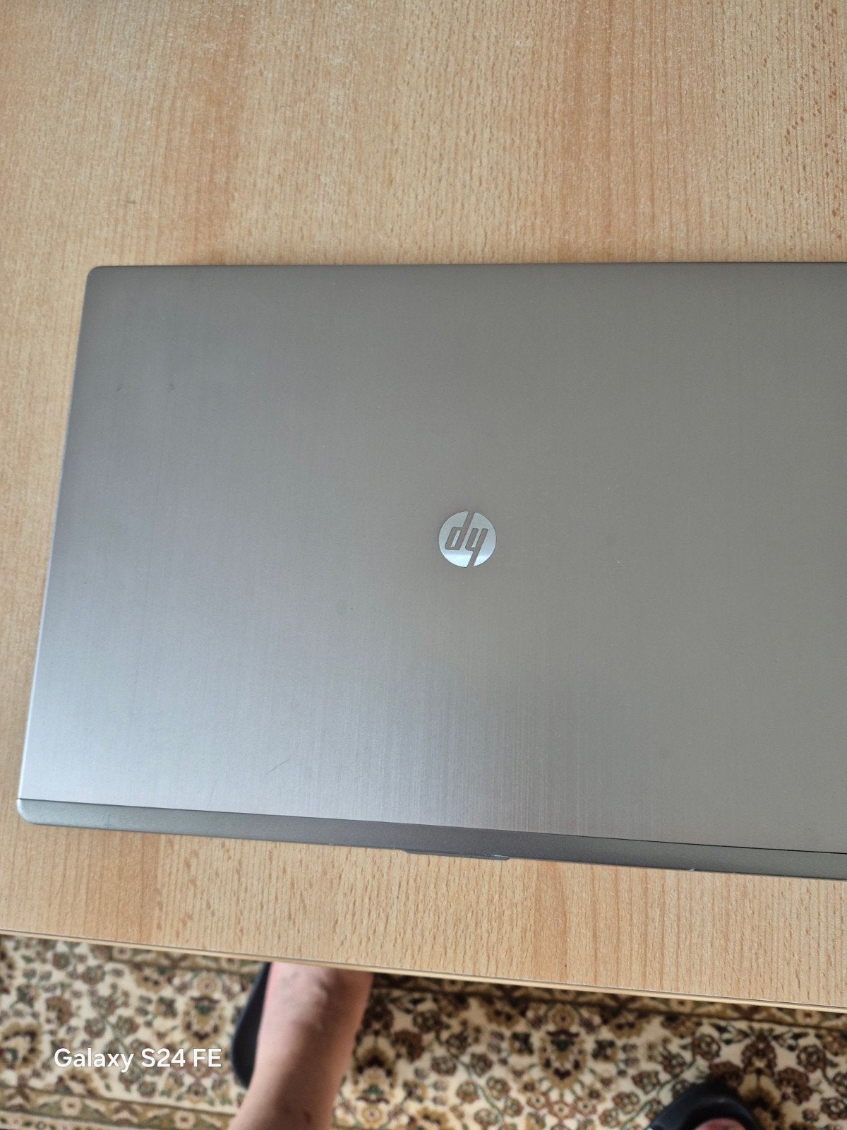 avendre pc hp 13.3pouce 8gb sad 240gb windows 11 probleme su, Avec écran tactile, 4 Ghz ou plus, Enlèvement, SSD