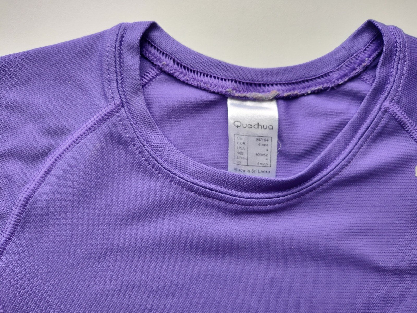 2 paarse onderhemdjes Quechua 4 jaar, Gebruikt, Meisje, Sport- of Zwemkleding, Ophalen of Verzenden