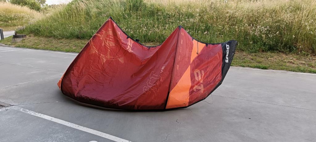 slingshot sst V6 12m, Watersport en Boten, Ophalen