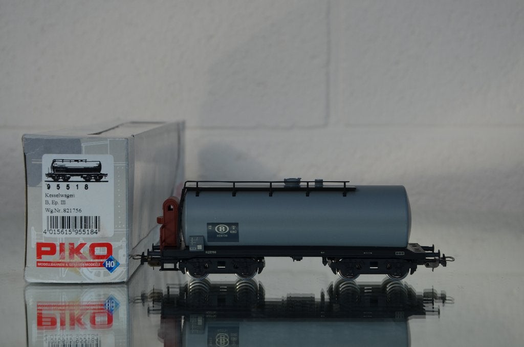 PIKO 95518-Wagon-citerne SNCB/NMBS-EP III-com neuf, Hobby & Loisirs créatifs, Trains miniatures | HO, Enlèvement ou Envoi, Comme neuf