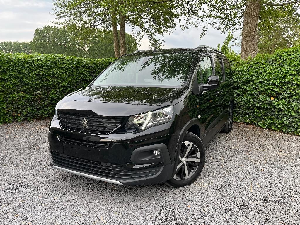 Peugeot Rifter Long 1.5 HDi 130 Aut. GT Line 24 M GARANTIE, Auto's, 4 cilinders, Zwart, https://public.car-pass.be/vhr/e4138f78-5cc1-4208-98d0-b79a287f48c9