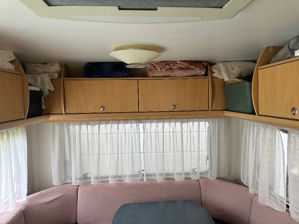 Caravan Delta Euroliner 4600 FB, Jusqu'à 4, 6 à 7 mètres, Lit fixe, Particulier