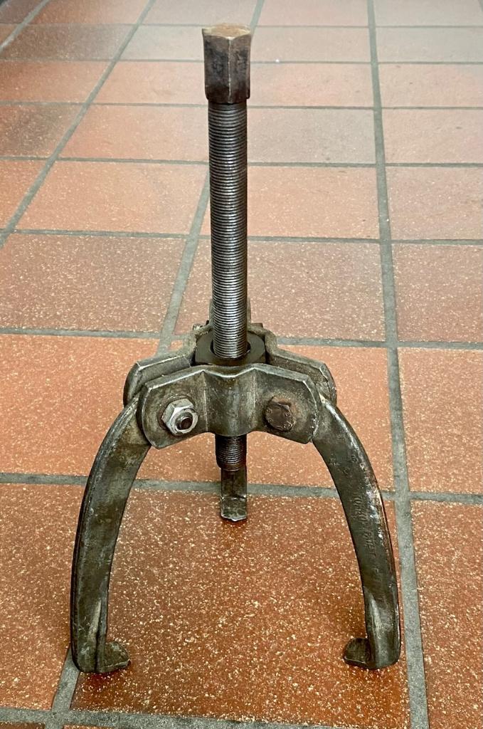 KUKKO 45-3 vintage driebenige poelietrekker, Ophalen of Verzenden, Gebruikt