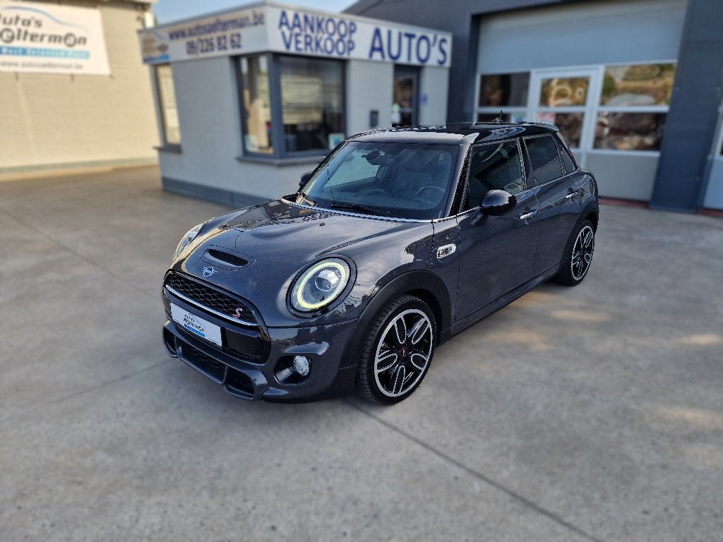 Mini 2.0 Cooper S 5 deurs JCW PACK * Led * Leder * GPS *, Voorwielaandrijving, 4 cilinders, Leder, Bedrijf
