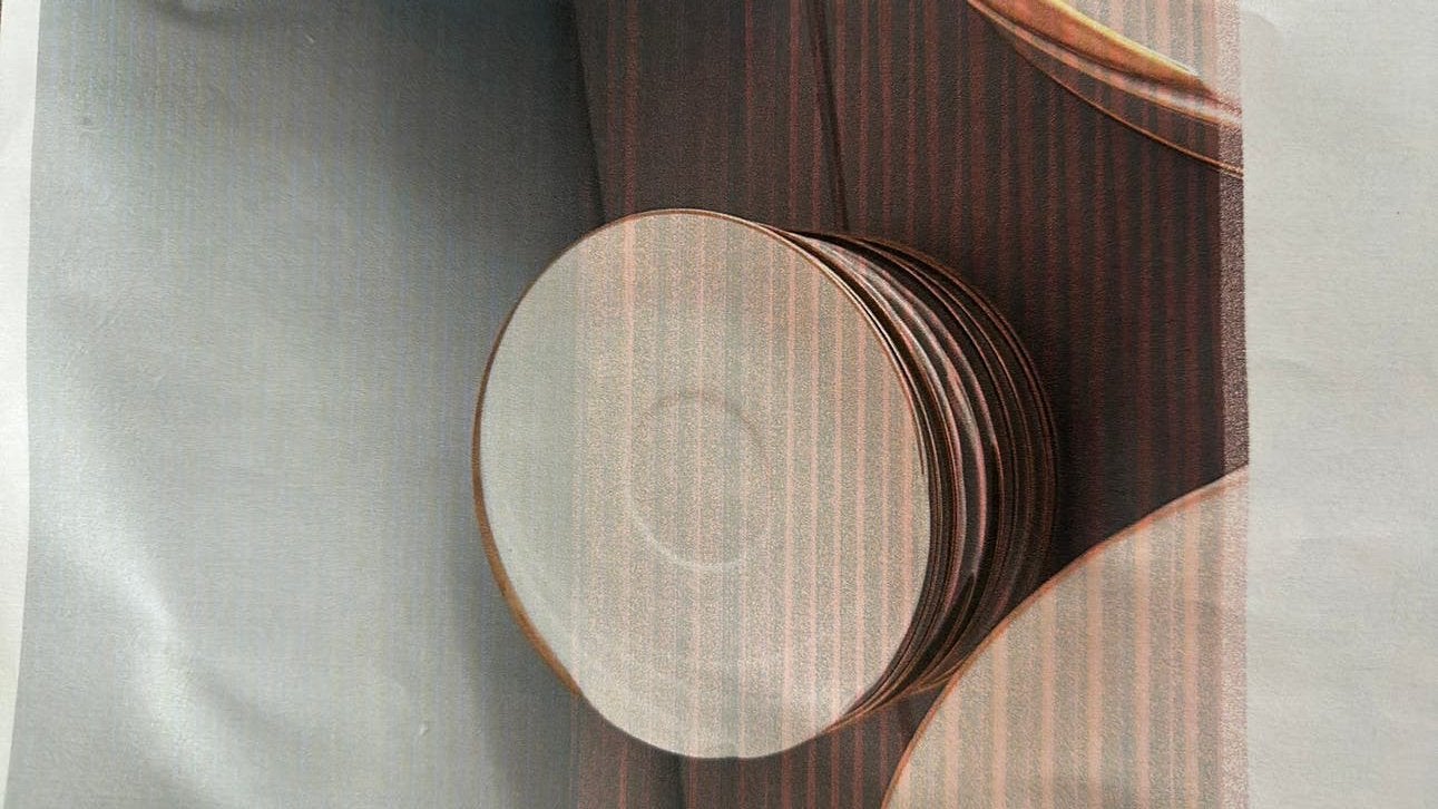 Servies wit, Enlèvement, Comme neuf