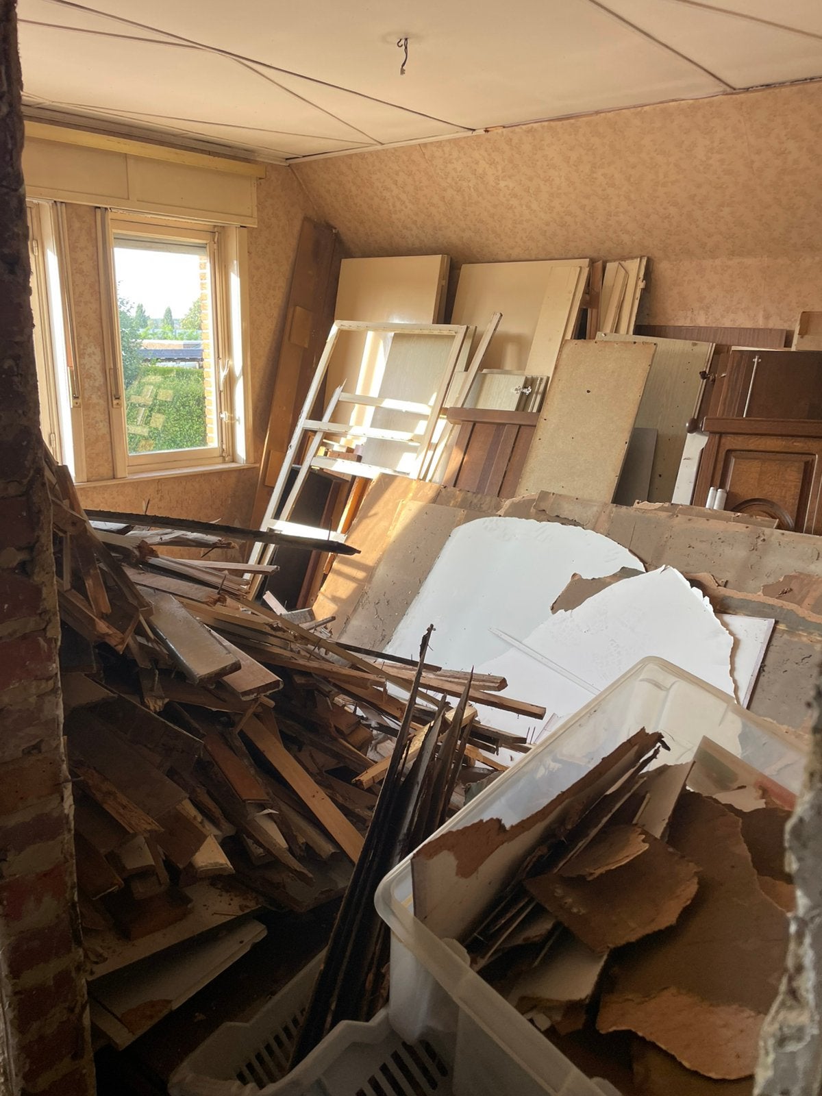 Gratis hout/brandhout, Doe-het-zelf en Bouw, Hout en Planken, Ophalen, Zo goed als nieuw