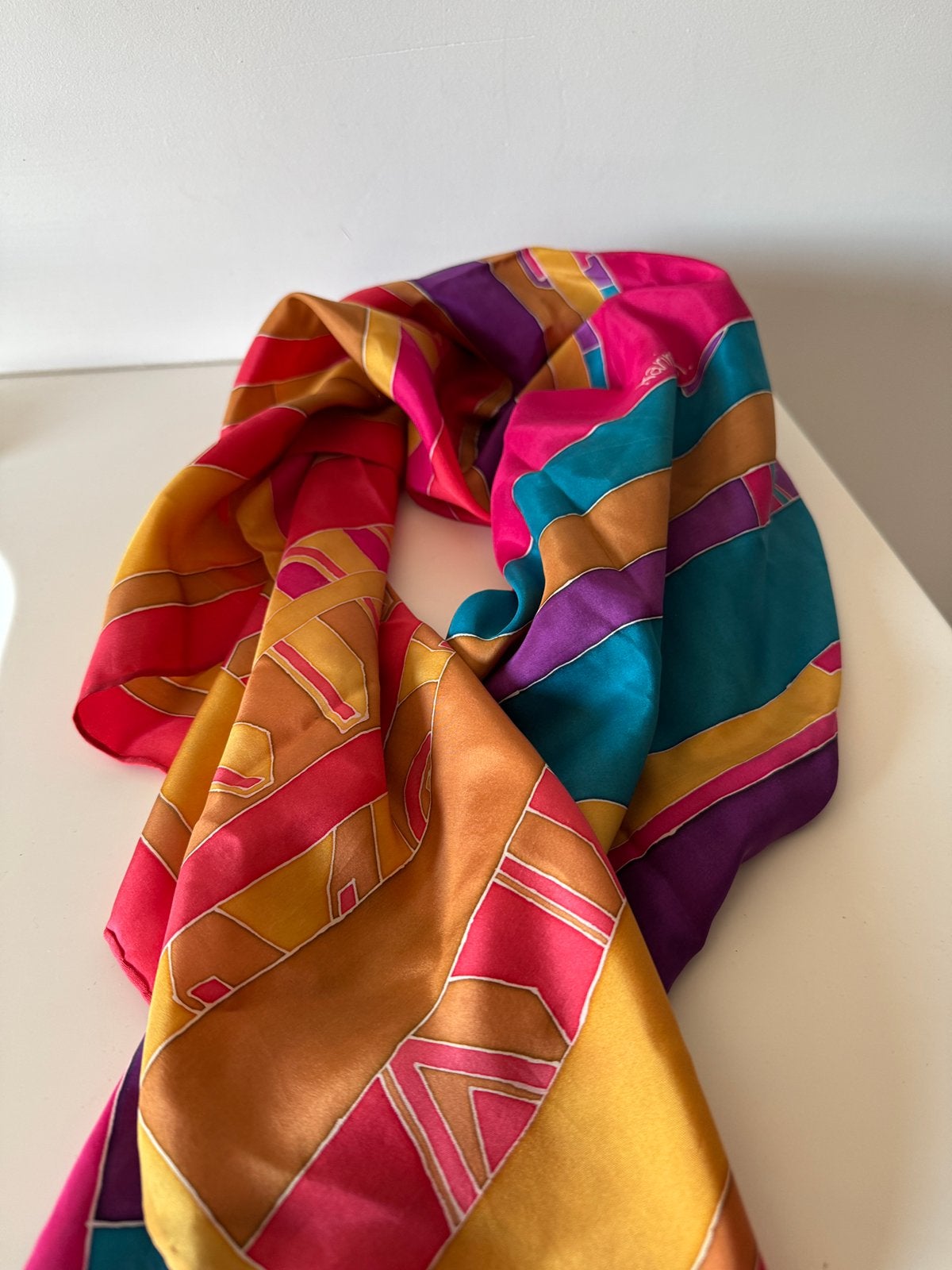 Foulard en soie de la marque Delvaux, Vêtements | Femmes, Enlèvement ou Envoi, Comme neuf, Écharpe