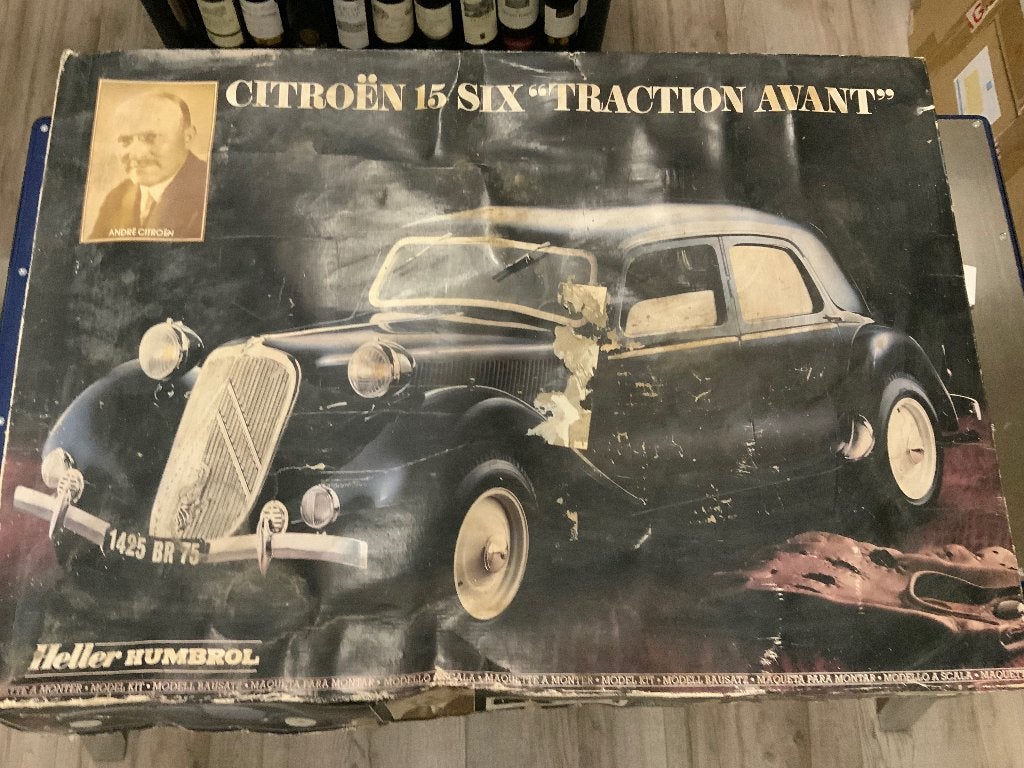 Citroen Traction Avant 1:8 bouwdoos - zeldzaam eerste versie, Hobby & Loisirs créatifs, Modélisme | Voitures & Véhicules, Neuf