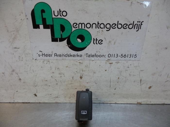 Commutateur chauffage vitre arrière d'un Renault Trafic (Tr, Autos : Pièces & Accessoires, Tableau de bord & Interrupteurs, Renault