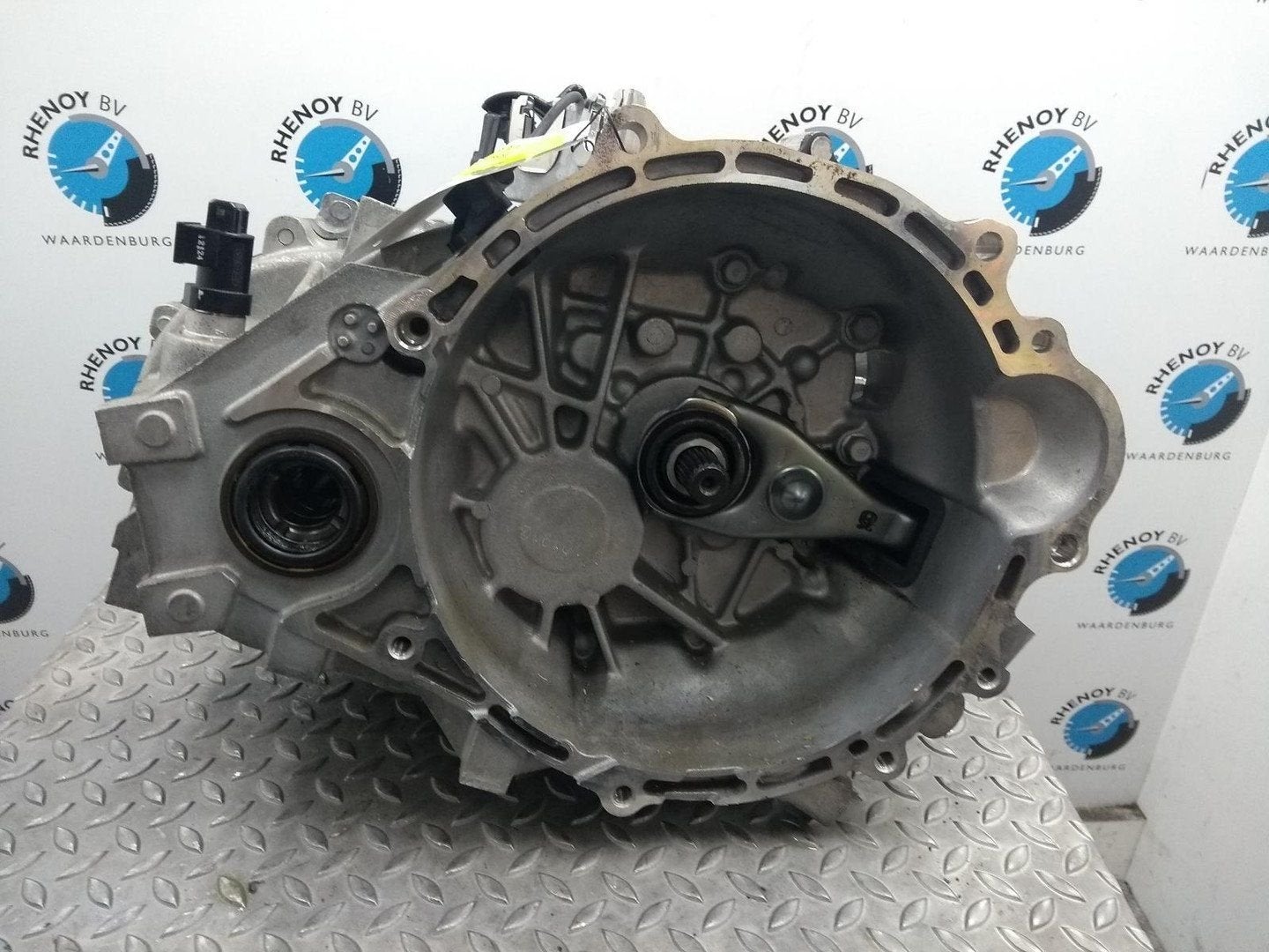 KIA RIO TRANSMISSIE / VERSNELLINGSBAK 2013, Auto-onderdelen, Ophalen of Verzenden, Gebruikt, Stiba lid