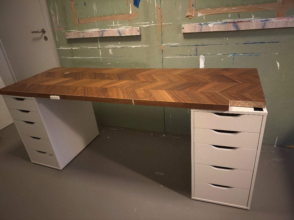 Gratis IKEA bureau en lade blokken, Huis en Inrichting, Bureaus, Gebruikt, IKEA, Hout, Wit, Ophalen