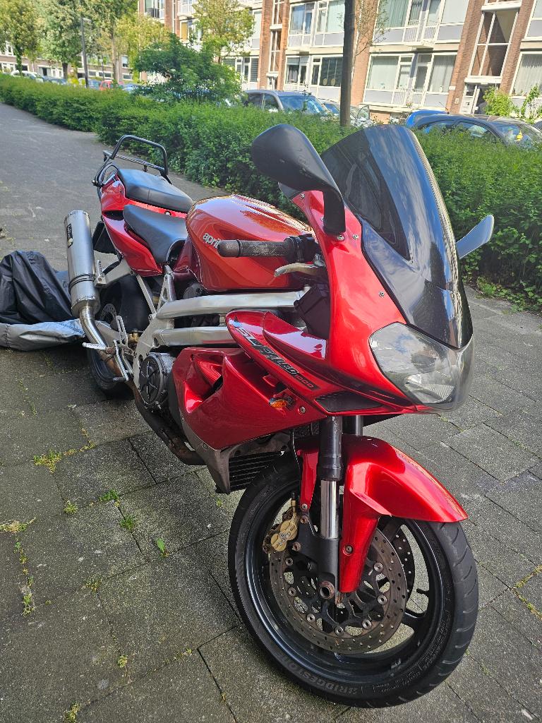 Aprilia Falco SL1000, Motoren, Motoren | Aprilia, 2 cilinders, Sportuitlaat, Occasion, Motorrijbewijs A
