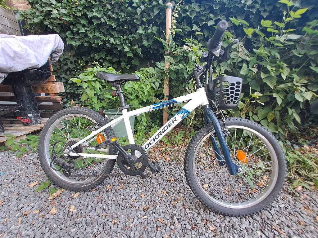 Btwin Rockrider jongensfiets 20 Inch (6-9jaar), Fietsen en Brommers, Fietsen | Jongens, Ophalen, Velgrem, Versnellingen, Zo goed als nieuw
