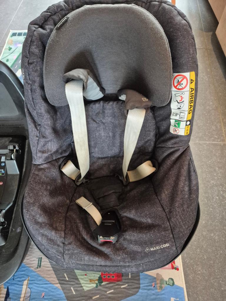 Maxi-Cosi 2wayPearl Autostoel + Base – Goede Staat, Kinderen en Baby's, Autostoeltjes, Maxi-Cosi, Isofix, Ophalen