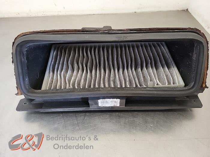 Boîtier filtre intérieur d'un Renault Trafic, Renault, -, 3 mois de garantie, Utilisé