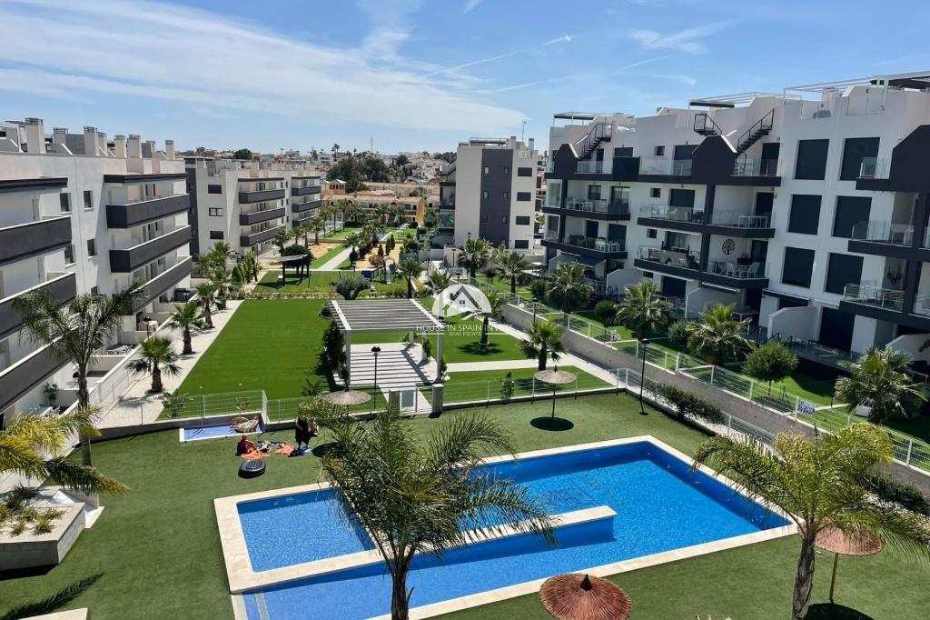 Penthouse de luxe  avec terrasse sur le toit à Villamartin, Immo, Étranger, 120 m², Villamartin, 2 pièces, Appartement