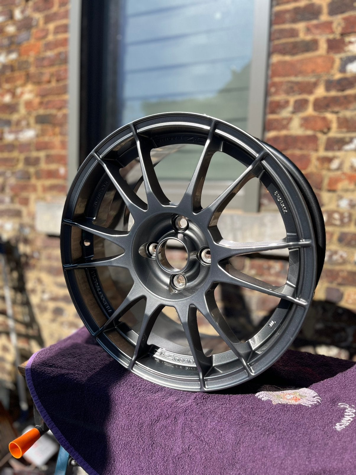 Jantes Oz Ultraleggera 16p 4x100, Autos : Pièces & Accessoires, Neuf, 16 pouces, Véhicule de tourisme, Pneus été